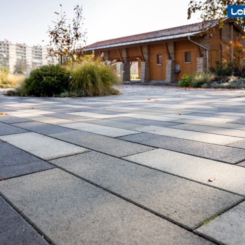 carbonszürke, középszürke, ezüstszürke