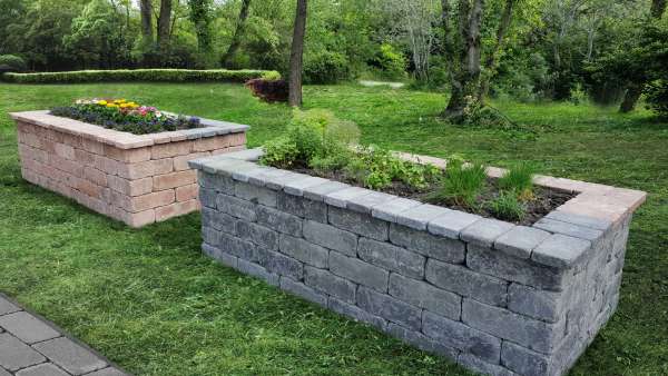 Frühwald Petra falazókő