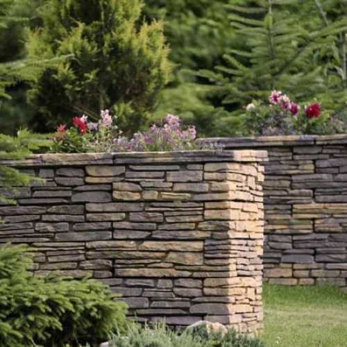 Semmelrock Bradstone Madoc falrendszer